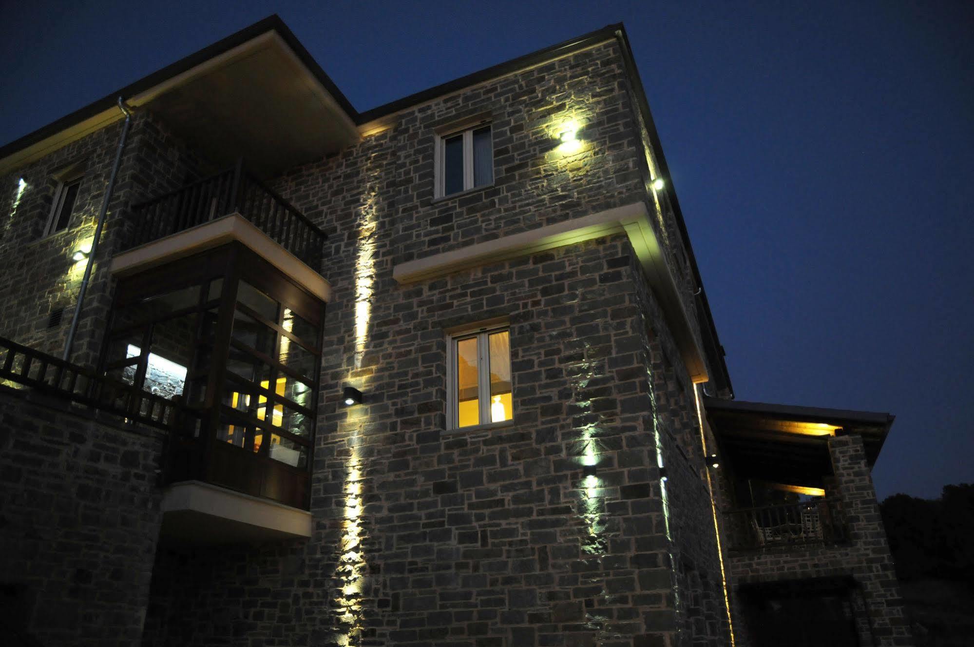 Mir Boutique Hotel Ioannina Buitenkant foto